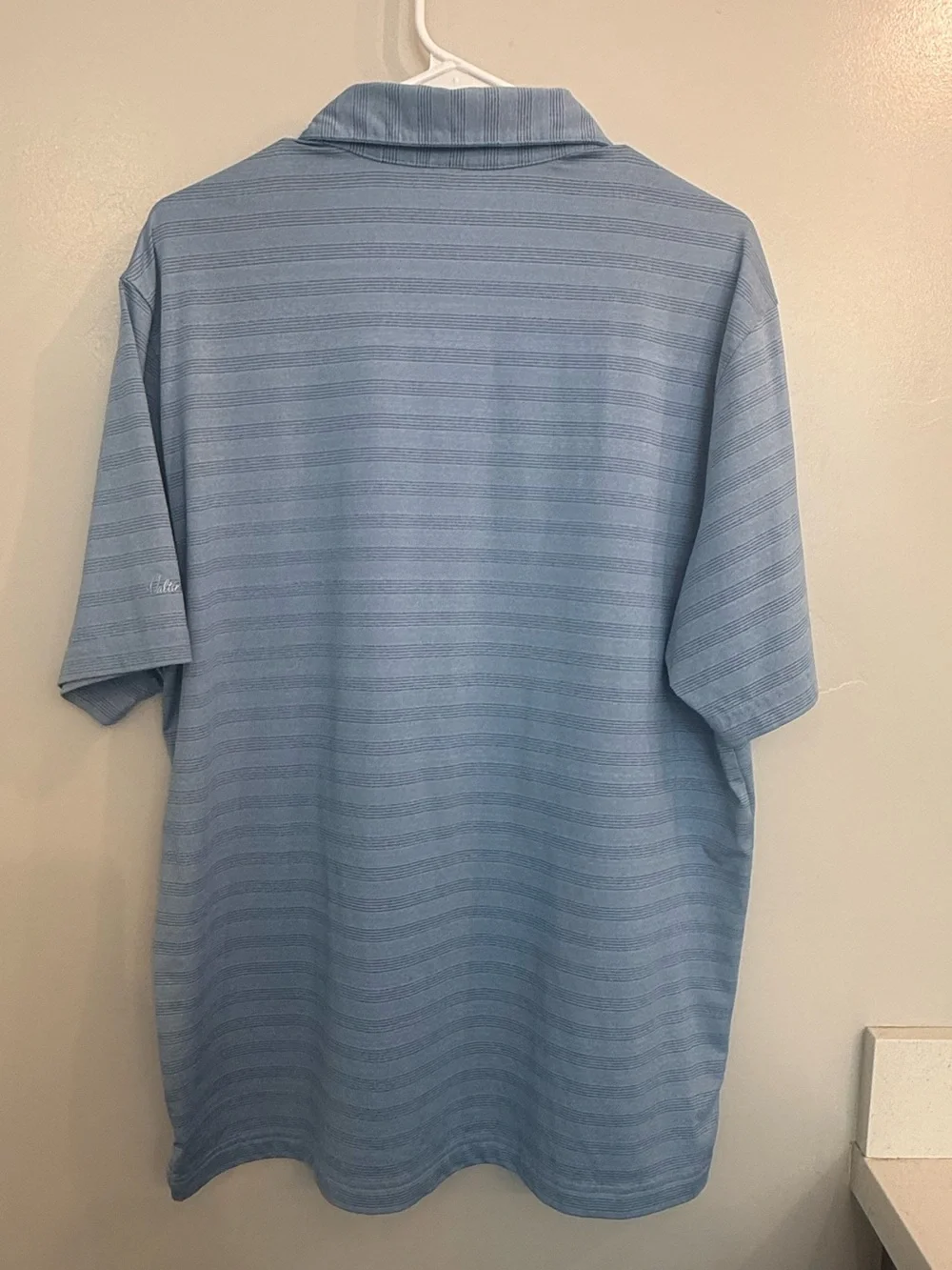 Walter Hagen Men’s Light Blue Short Sleeve Golf Shirt